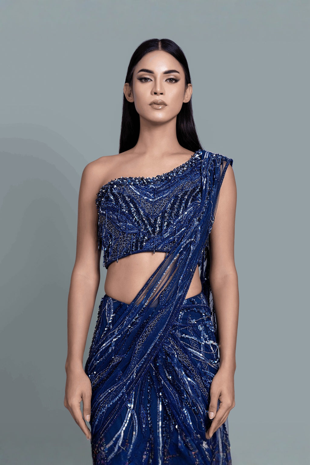 Pillar saree gown - Close-up