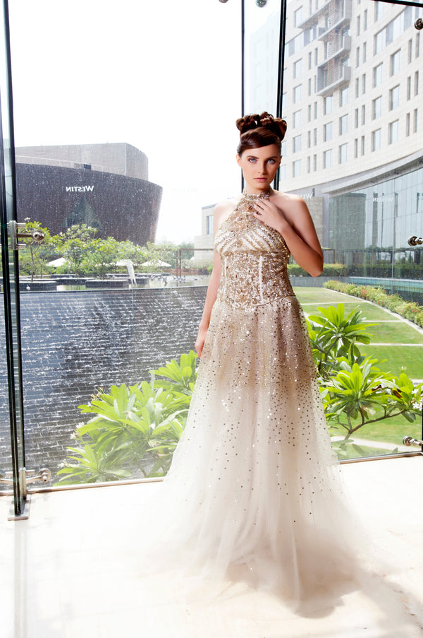  A Perfect Balance of Sophistication and Glamour | AmitGT Couture