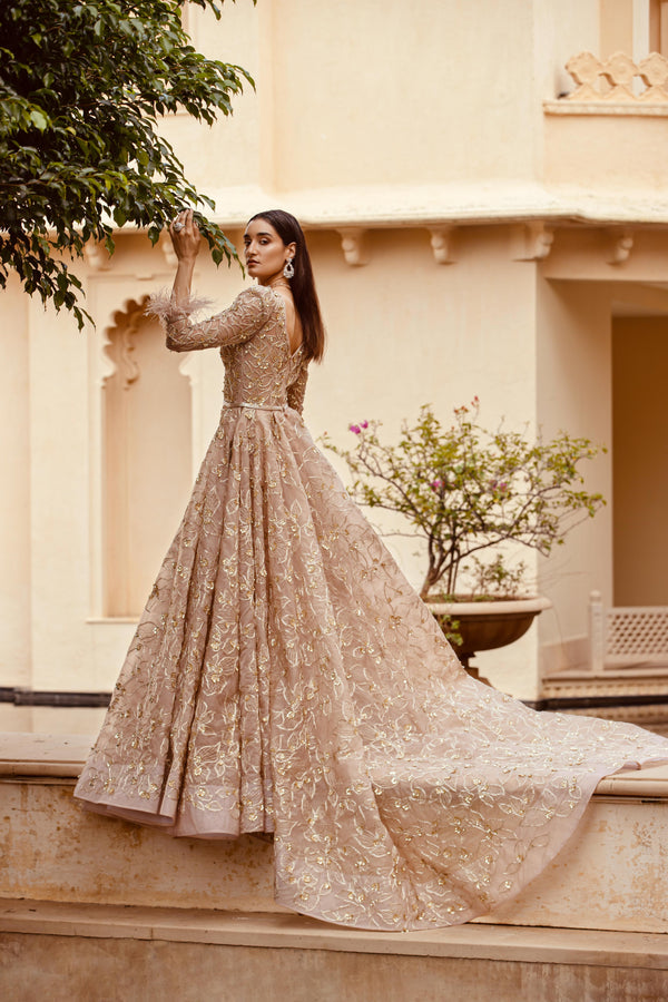 Zephyr Gown - Exquisite & Elegant | AmitGT Couture