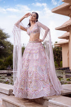 Akira Lehenga