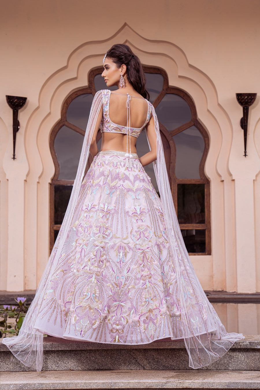 Akira Lehenga