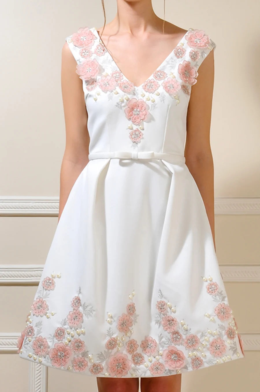 Anne Dress - Classic And Timeless Design