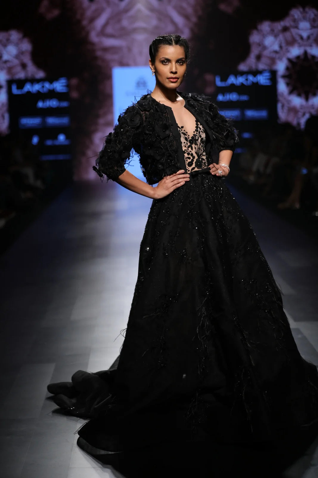 Black Ball Gown Fully Embroidered With Feathers Without Jacket